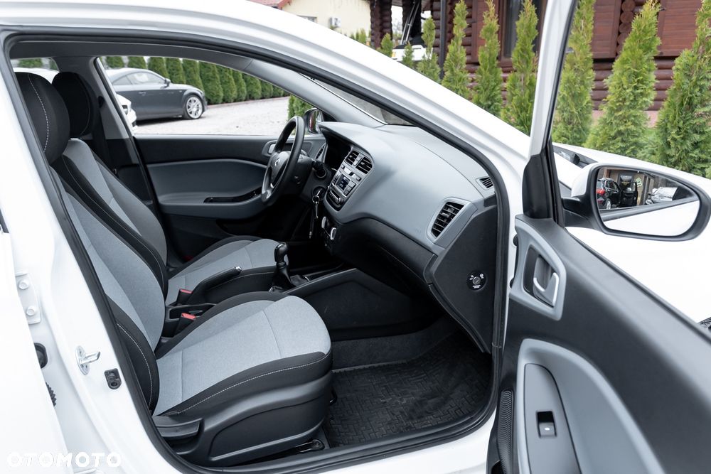 Hyundai i20 1.2 - 24