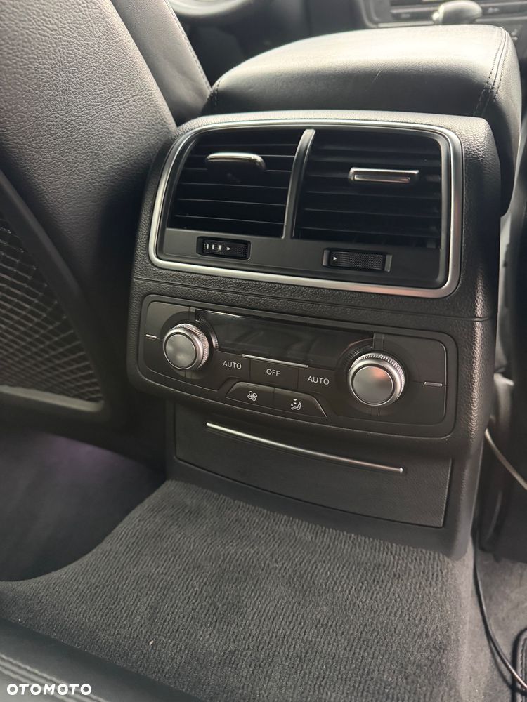 Audi A6 Avant 3.0 TDI DPF quattro S tronic sport selection - 13