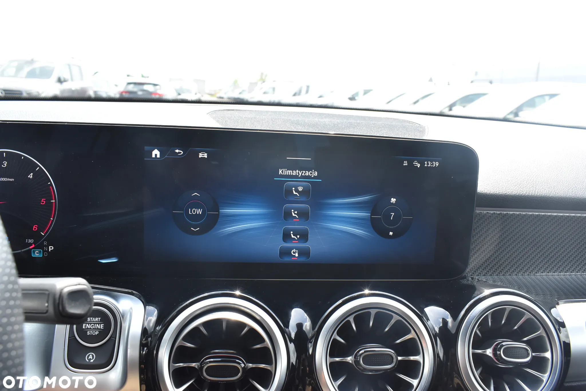 Mercedes-Benz GLB 200 d 4-Matic 8G-DCT - 35
