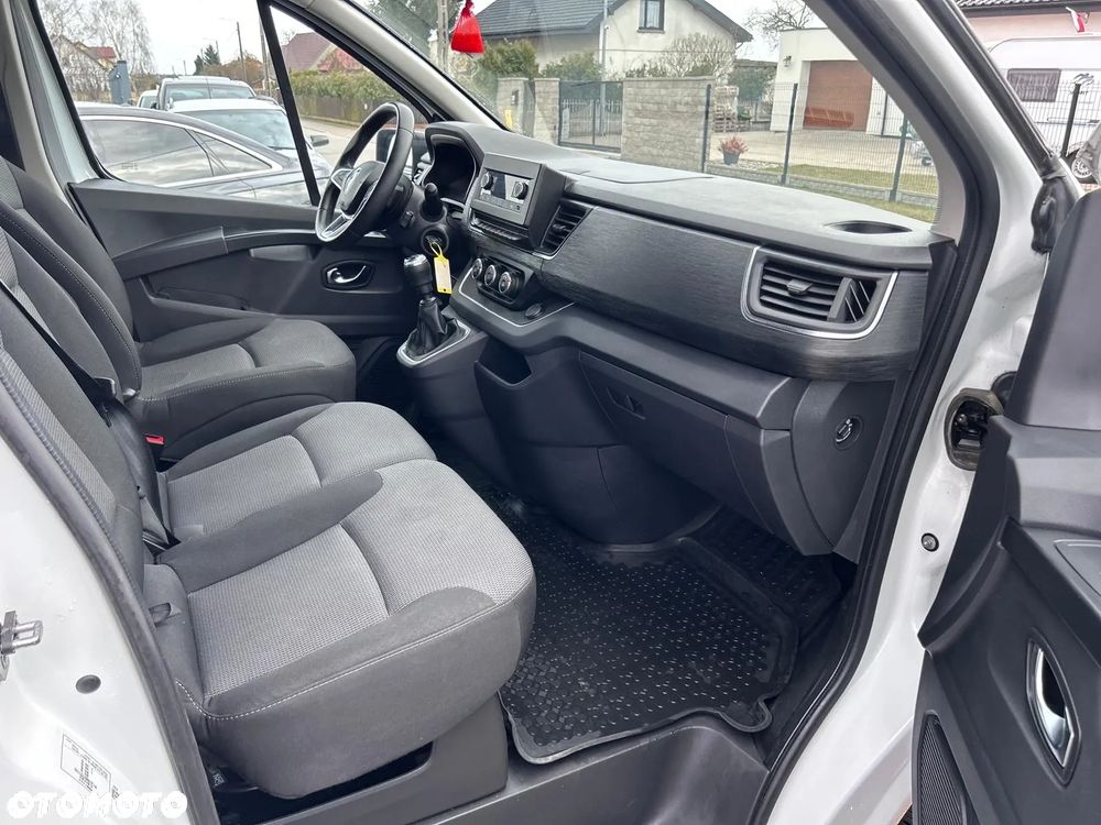 Renault Trafic - 8