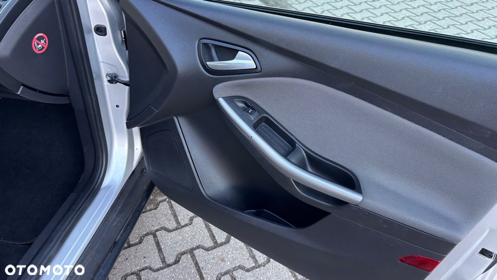 Ford Focus 1.0 EcoBoost STart-Stopp-System TITANIUM - 18