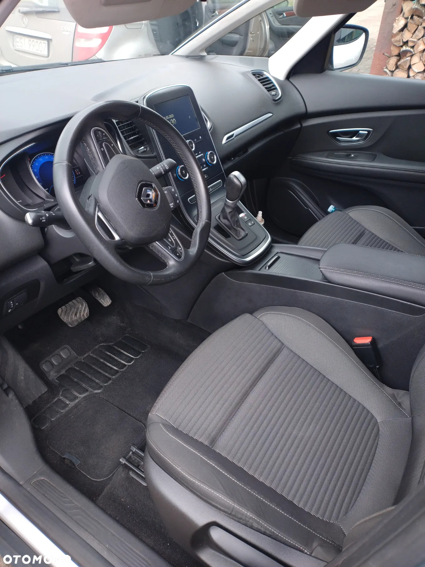 Renault Scenic - 10
