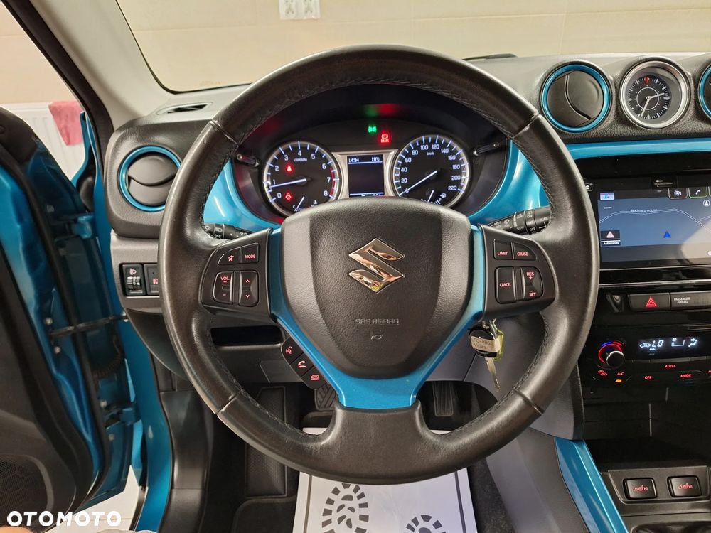 Suzuki Vitara 1.6 Premium 2WD - 32