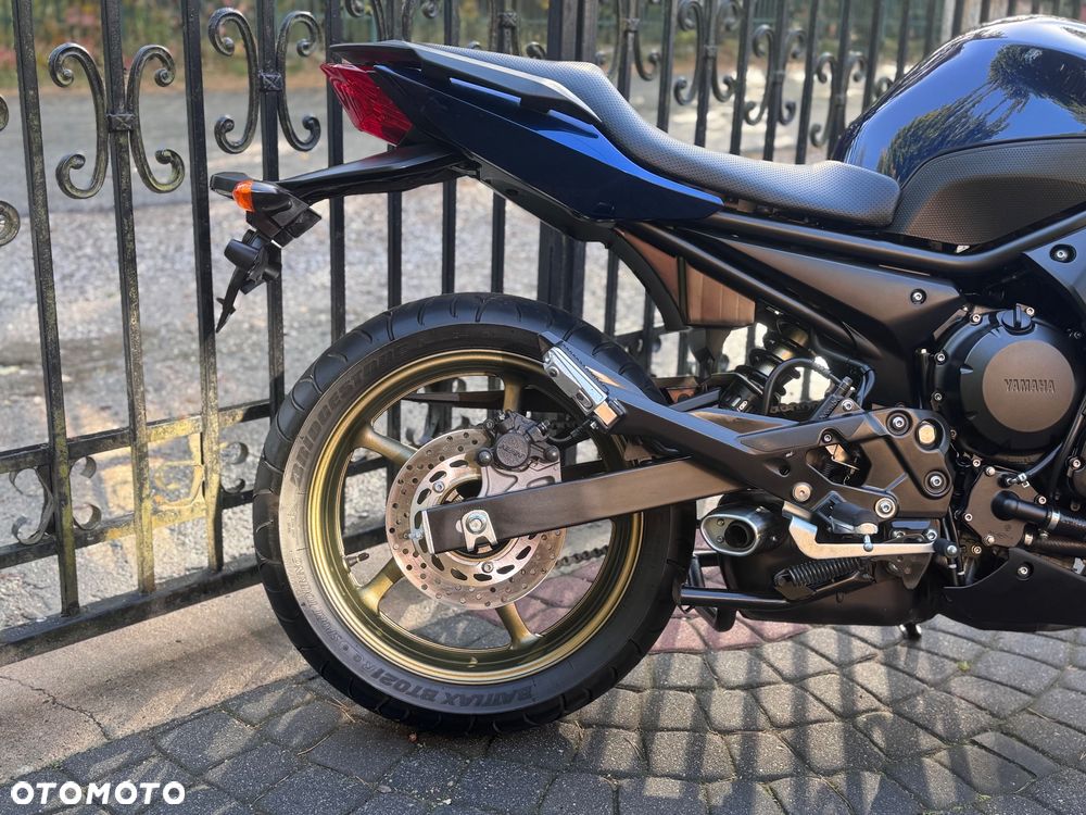 Yamaha XJ - 9