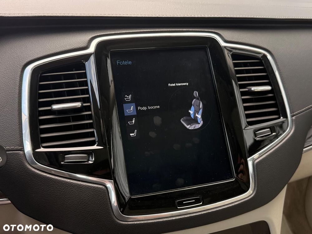 Volvo XC 90 T8 AWD Plug-In Hybrid Inscription 7os - 25