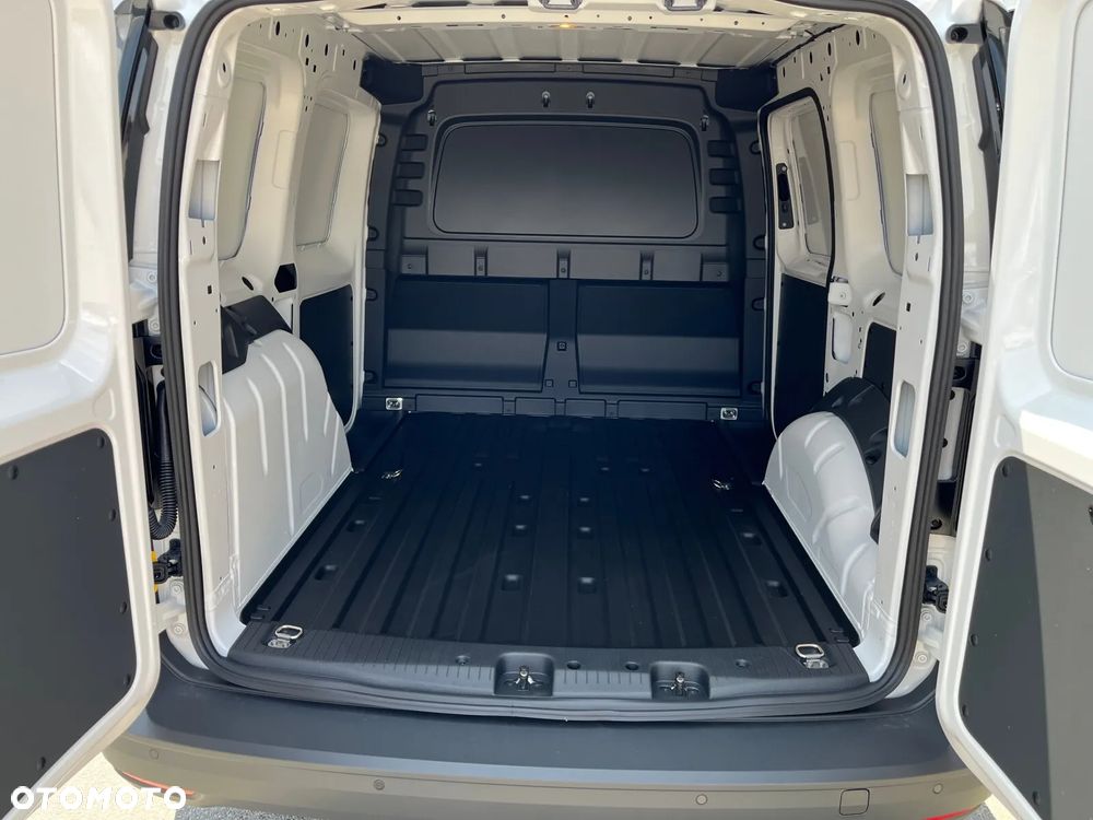 Volkswagen Caddy 2.0 TDI DSG - 11
