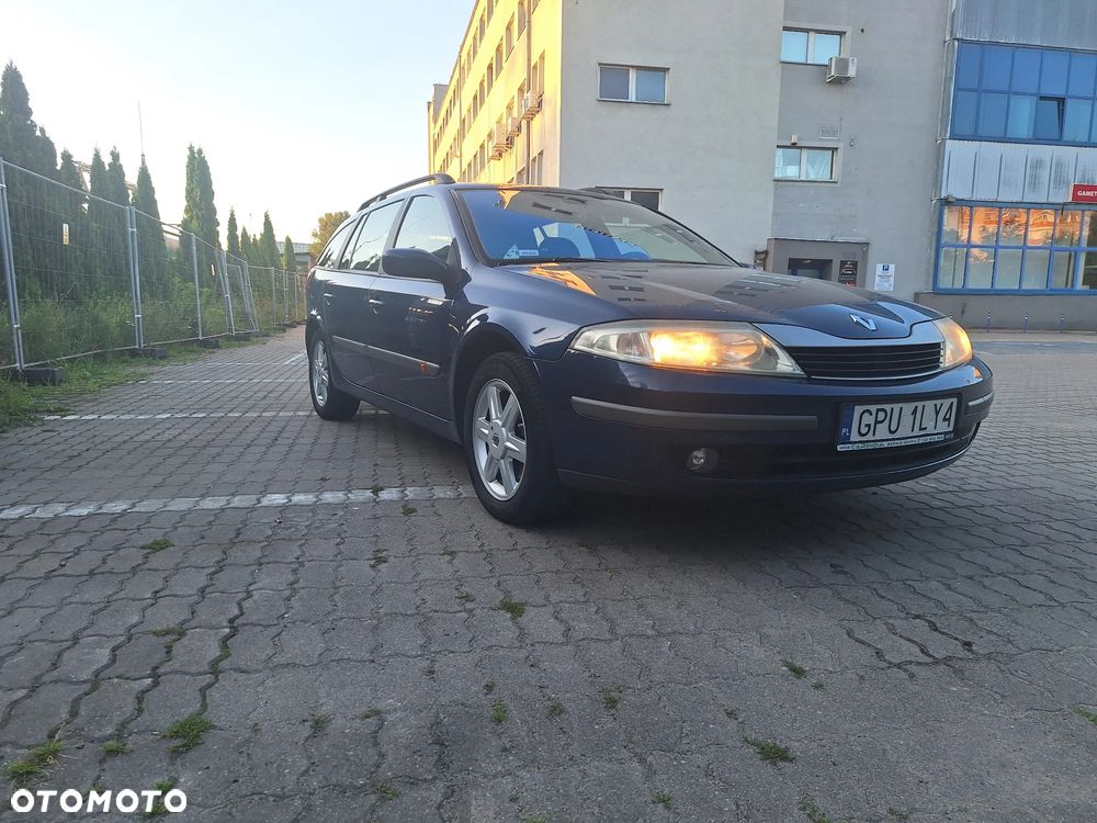 Renault Laguna - 1