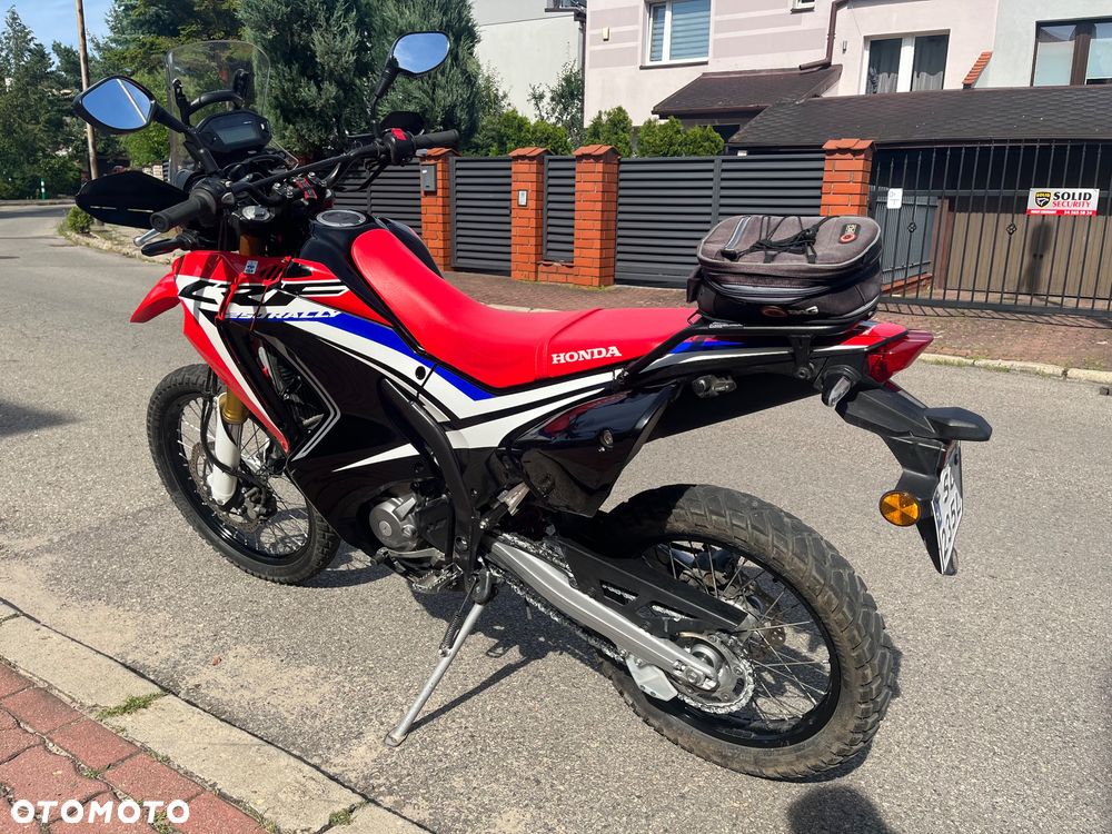 Honda CRF - 8