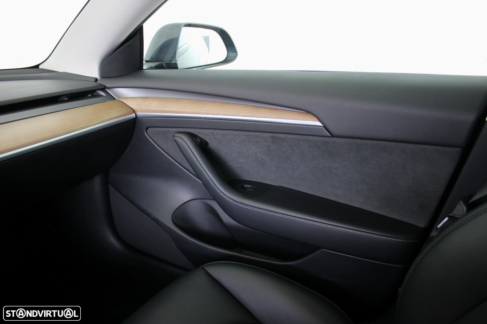 Tesla Model 3 Long Range Tração Integral - 32