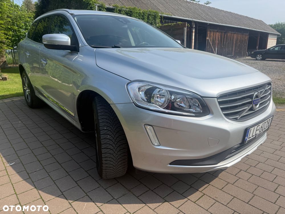 Volvo XC 60 T6 AWD Momentum - 10
