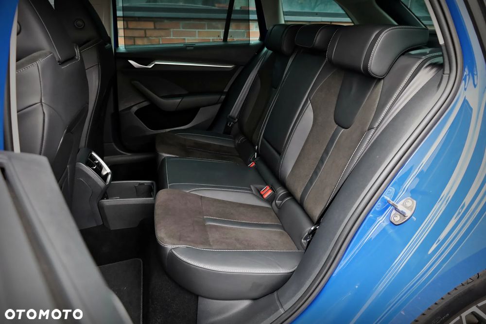 Skoda Octavia 1.5 TSI mHEV Selection DSG - 24