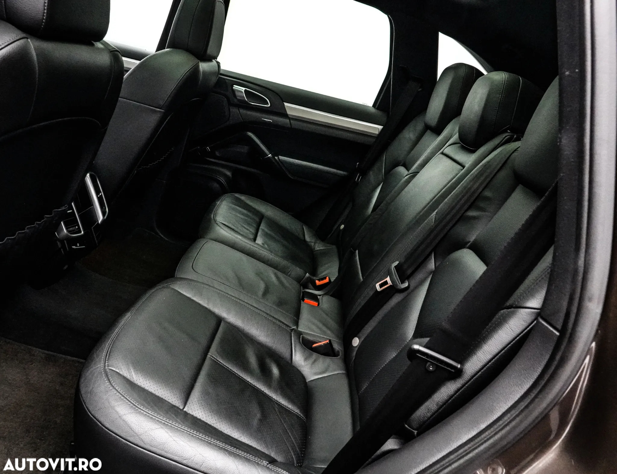 Porsche Cayenne 3.0 L V6 - 17