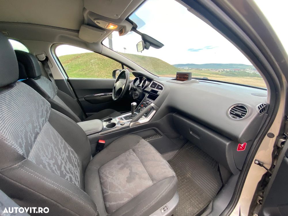 Peugeot 3008 ver-hdi-fap-110-egs6-tendance - 9