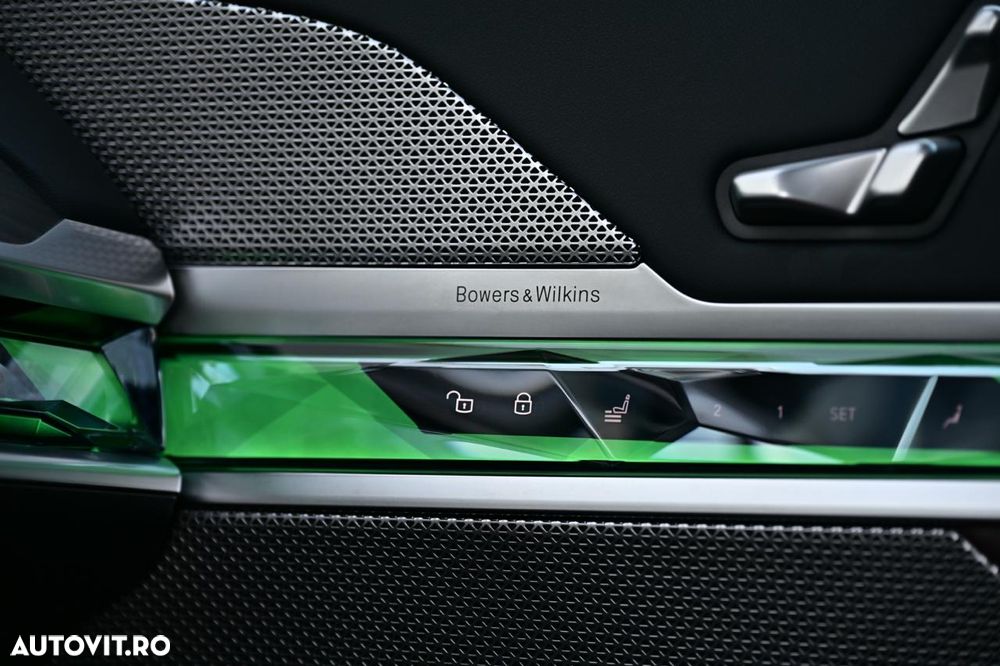 BMW Seria 7 - 38