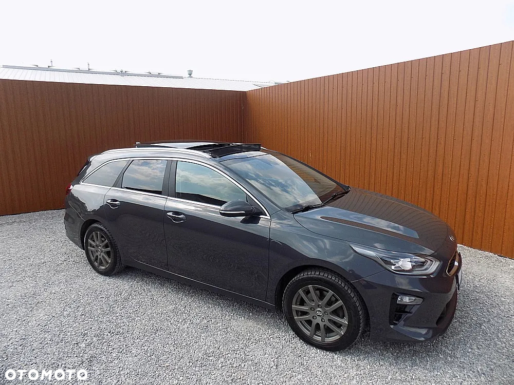 Kia Ceed 1.6 CRDi SCR L Business Line Plus - 31