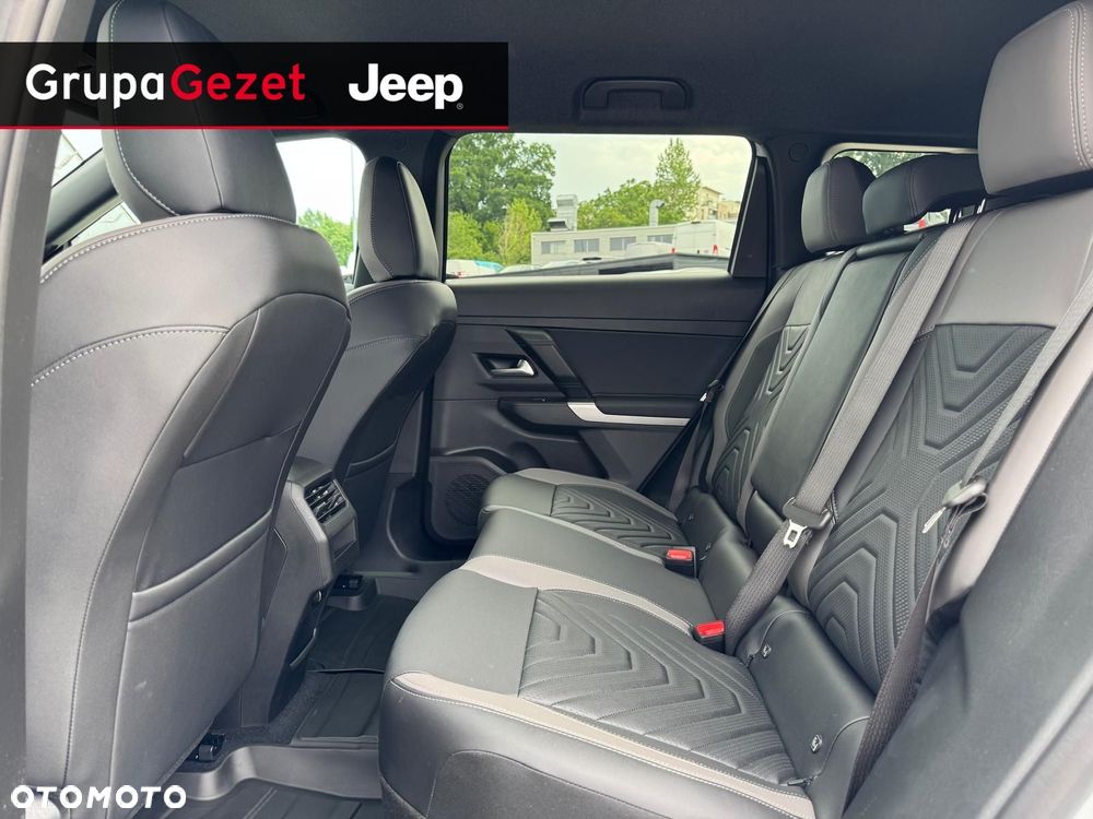 Jeep Compass - 12