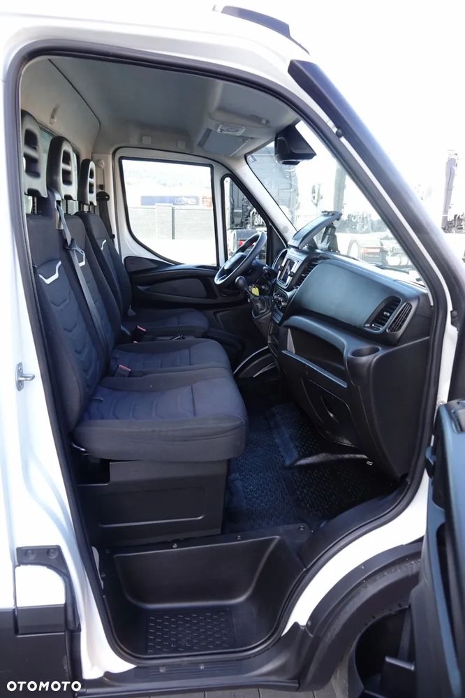 Iveco DAILY 35-160 / 3.0 D / KONTENER - 4,3 M / WINDA SORENSEN - 750 kg / BLIŹNIAK / DMC: 3 500 KG / SPROWADZONY - 34