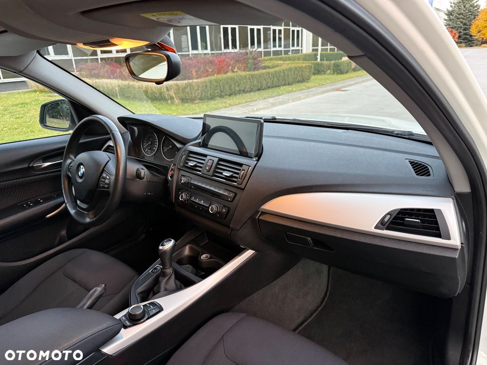 BMW Seria 1 116d DPF Edition Sport - 6
