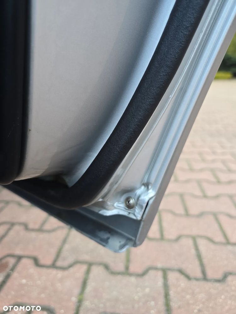 Mercedes-Benz W124 (1984-1993) - 26