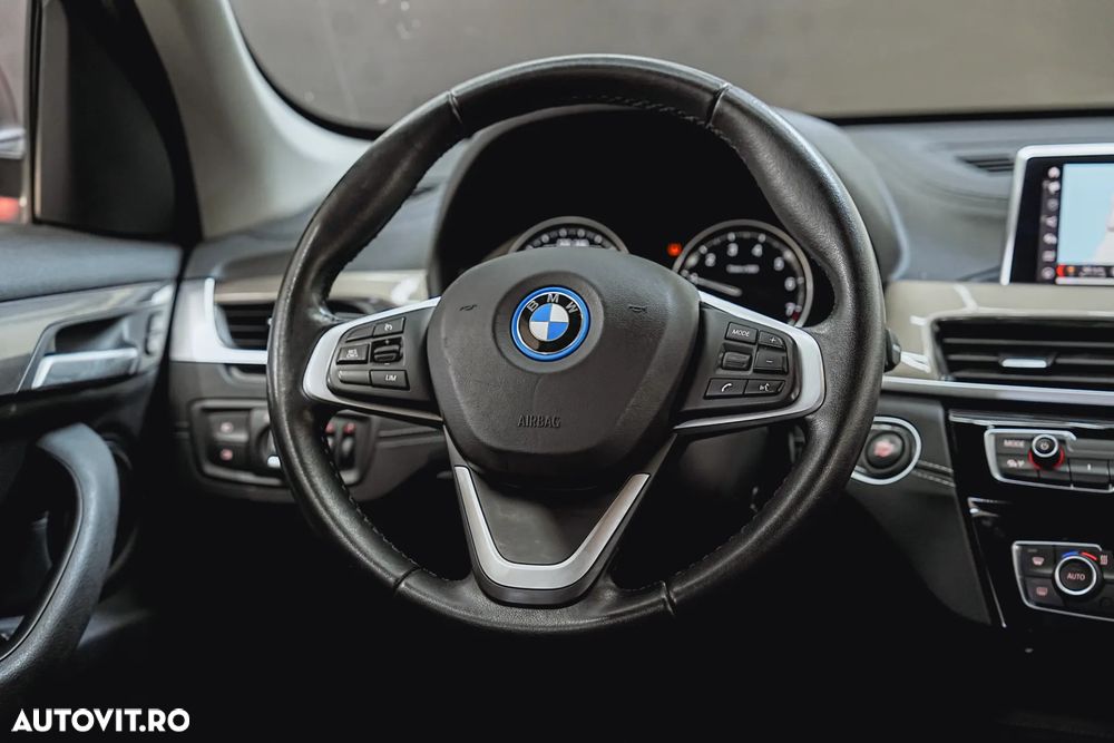 BMW X1 xDrive25e Sport Line - 29
