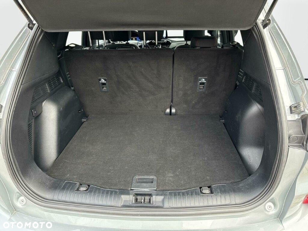 Ford Kuga - 12