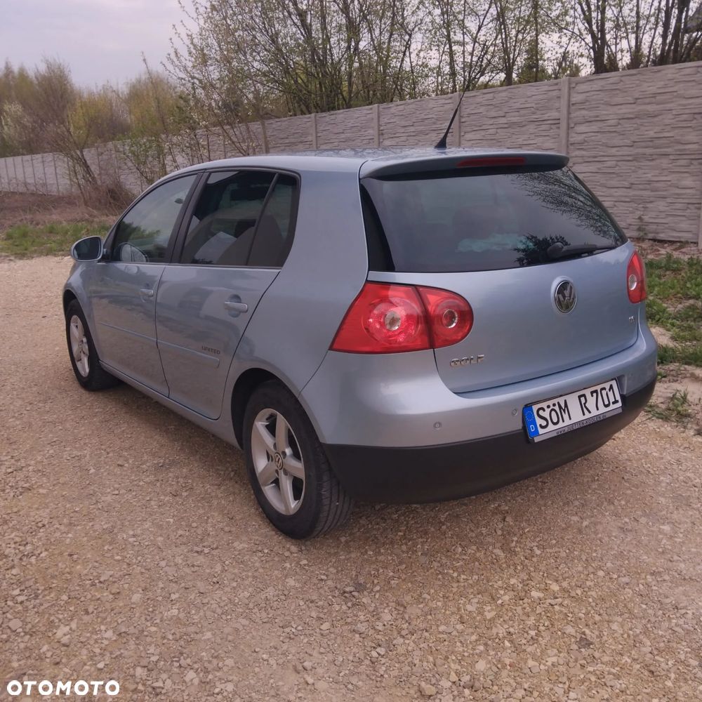 Volkswagen Golf 1.6 United - 23