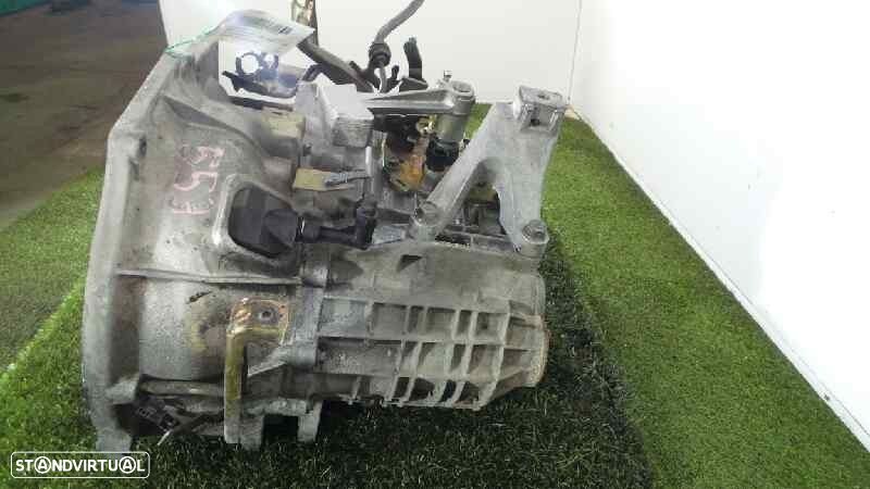 CAIXA VELOCIDADES MAZDA 3 2003 - 2