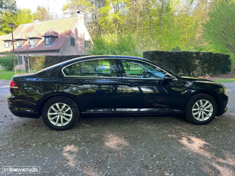 VW Passat 1.6 TDI Confortline - 3