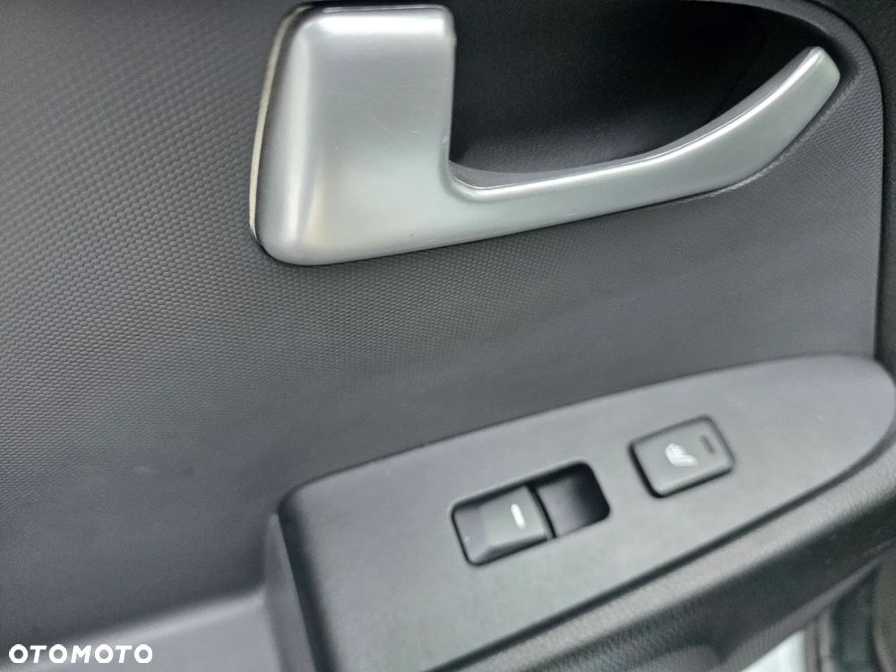 Kia Sportage 1.6 GDI L 2WD - 17