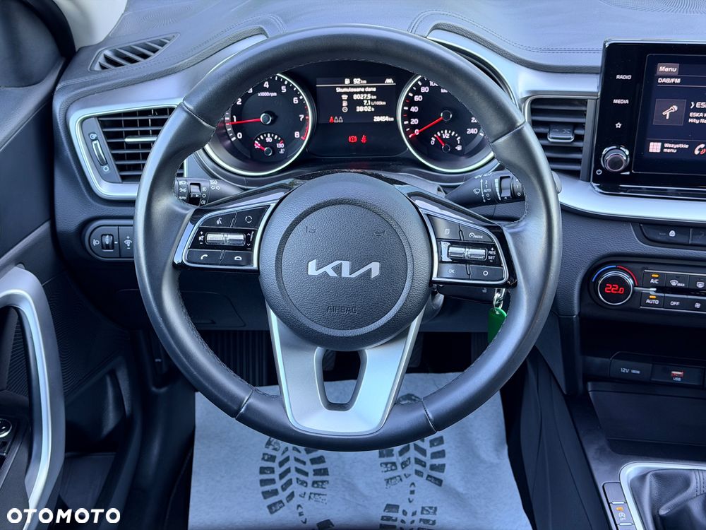 Kia XCeed 1.5 T-GDI M - 10