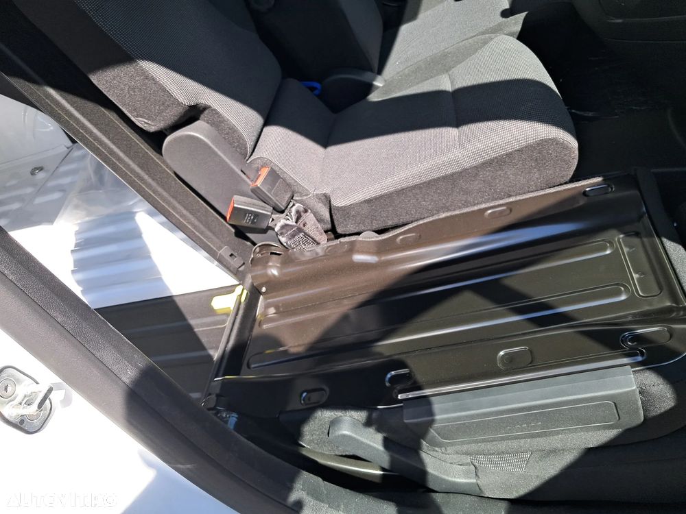 Citroën BERLINGO FURGON L2 - 16