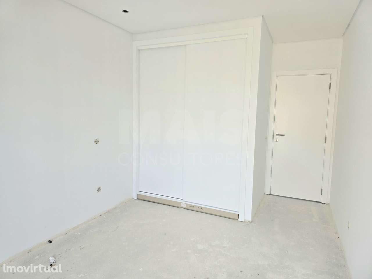 Apartamento T3 | Último Piso | 2 Terraços | Vila Pouquet – Caldas d... - Grande imagem: 3/5