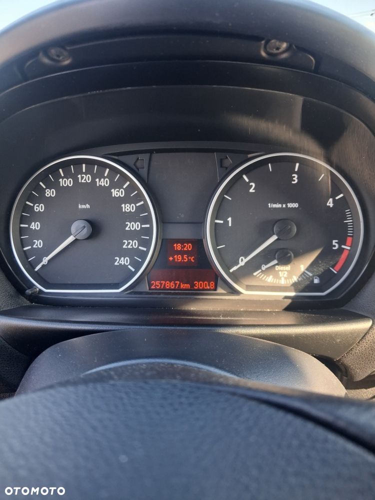 BMW Seria 1 - 8