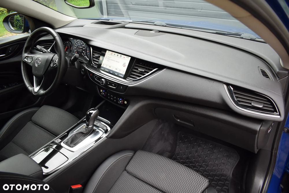 Opel Insignia - 34