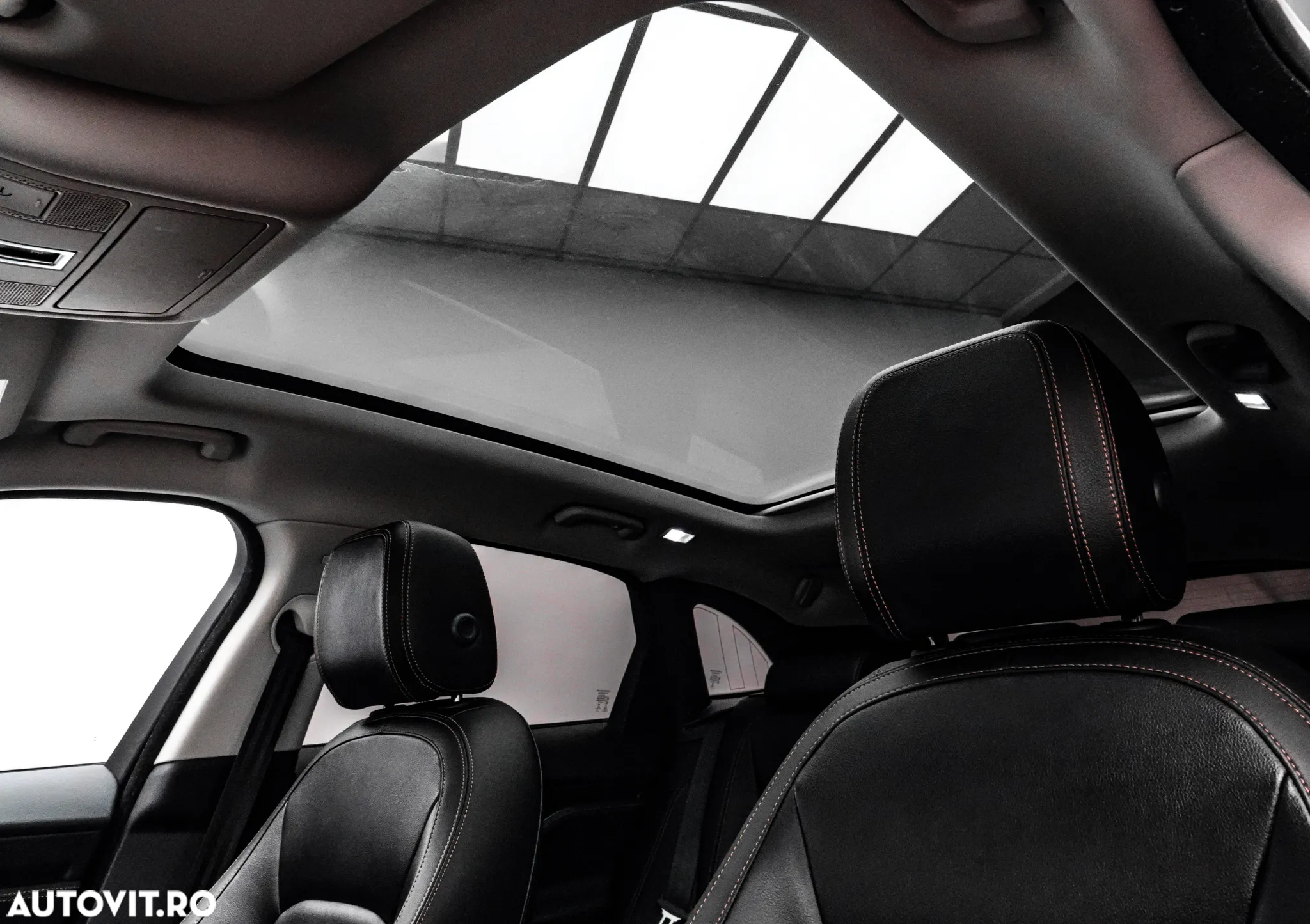 Jaguar F-Pace 20d AWD Prestige - 8