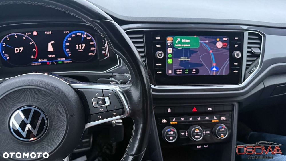 Volkswagen T-Roc - 8