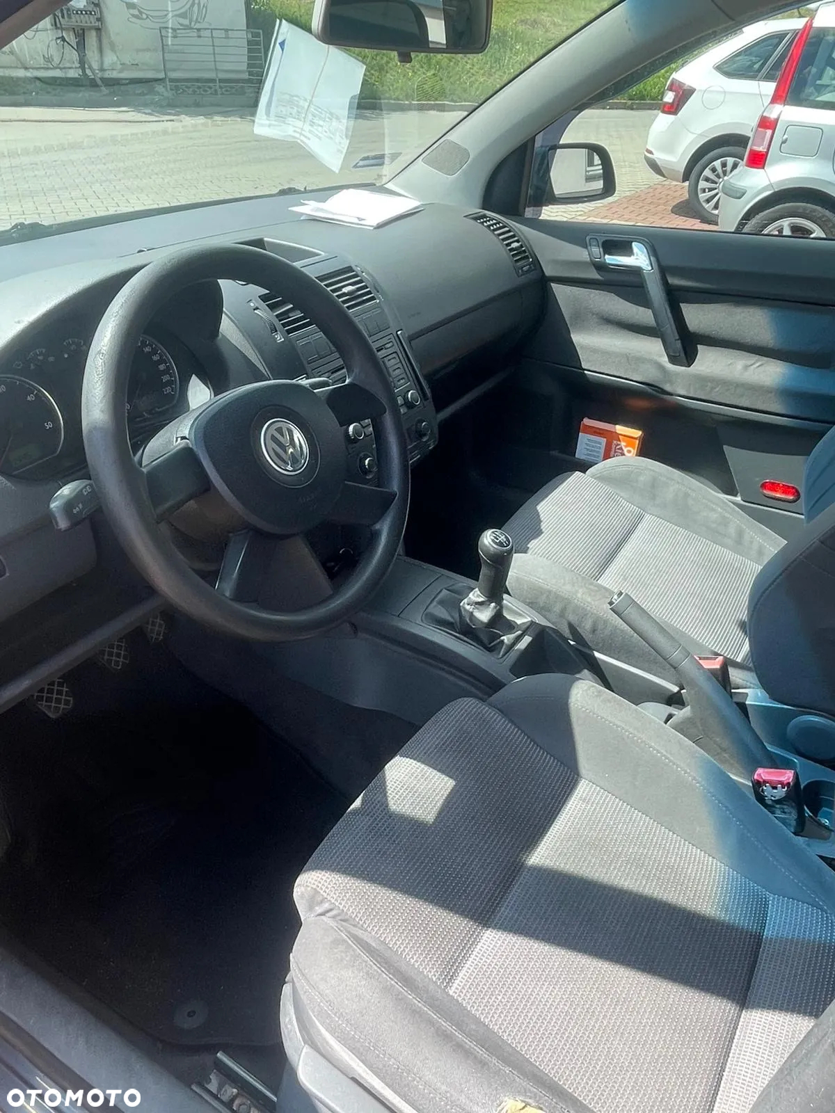 Volkswagen Polo 1.9 TDI Highline - 9