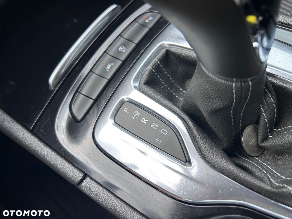 Opel Insignia 1.5 T Innovation S&S - 26
