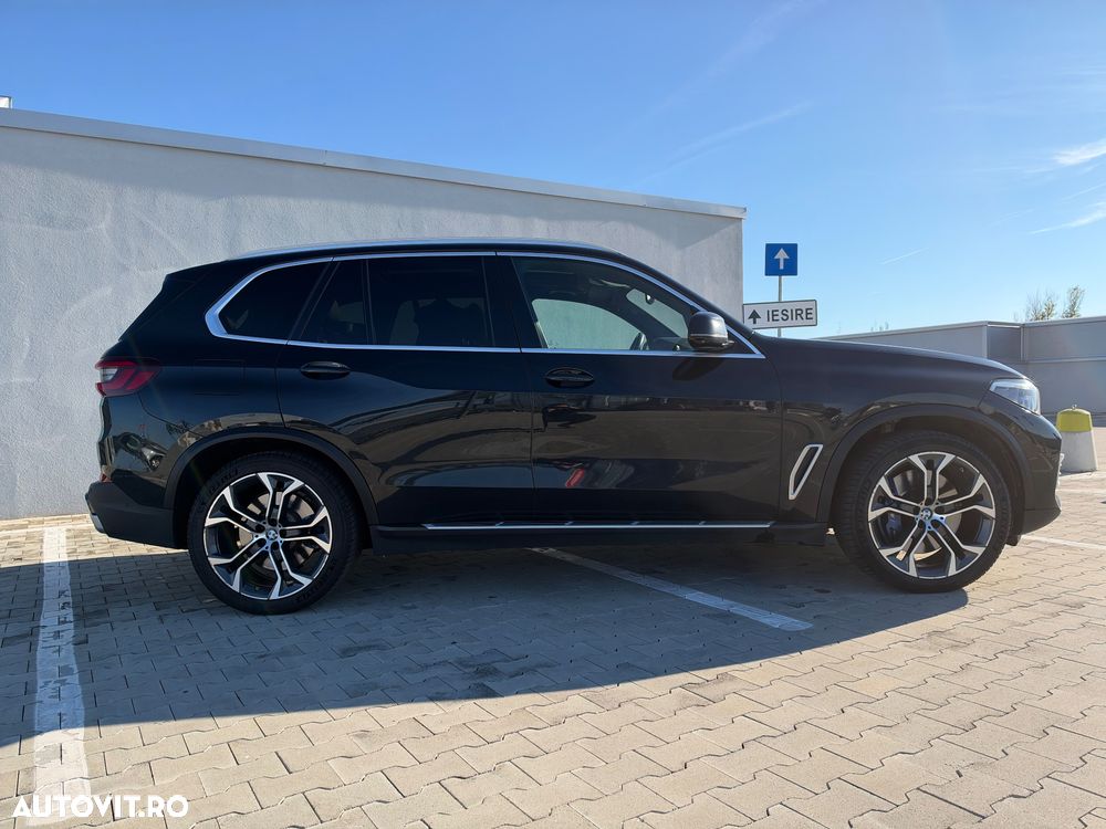 BMW X5 2020 — imagine 8