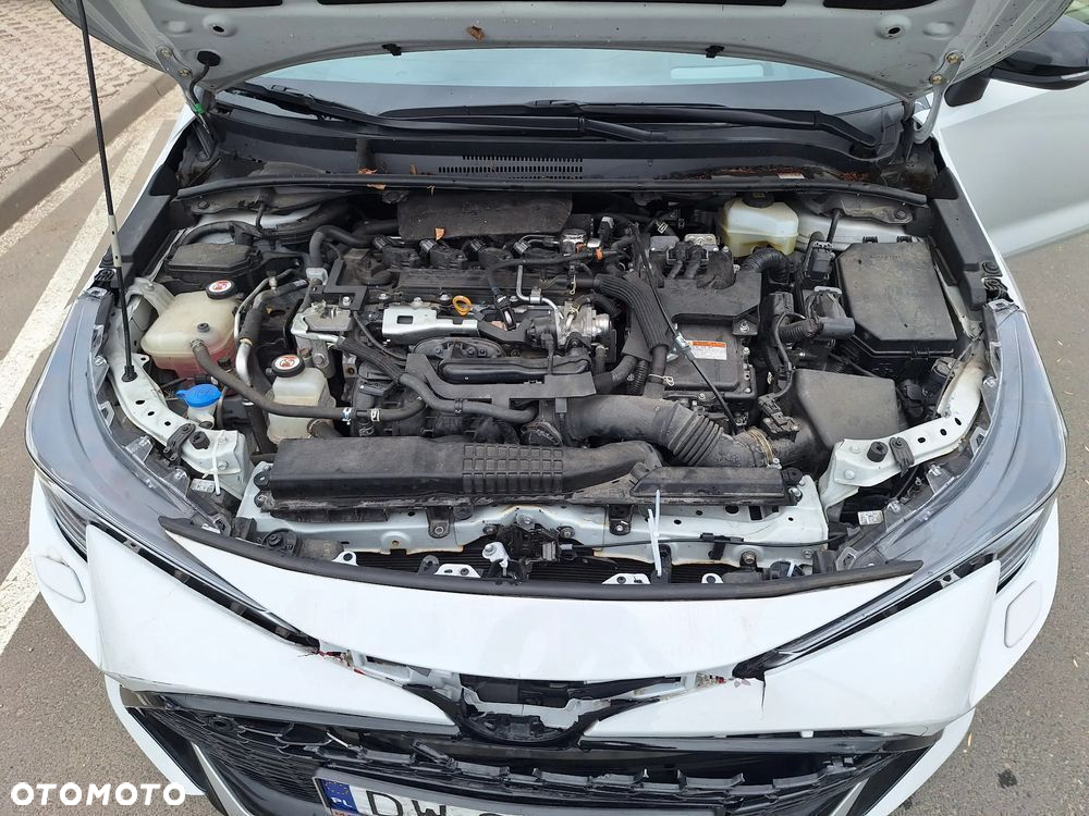 Toyota Corolla - 12