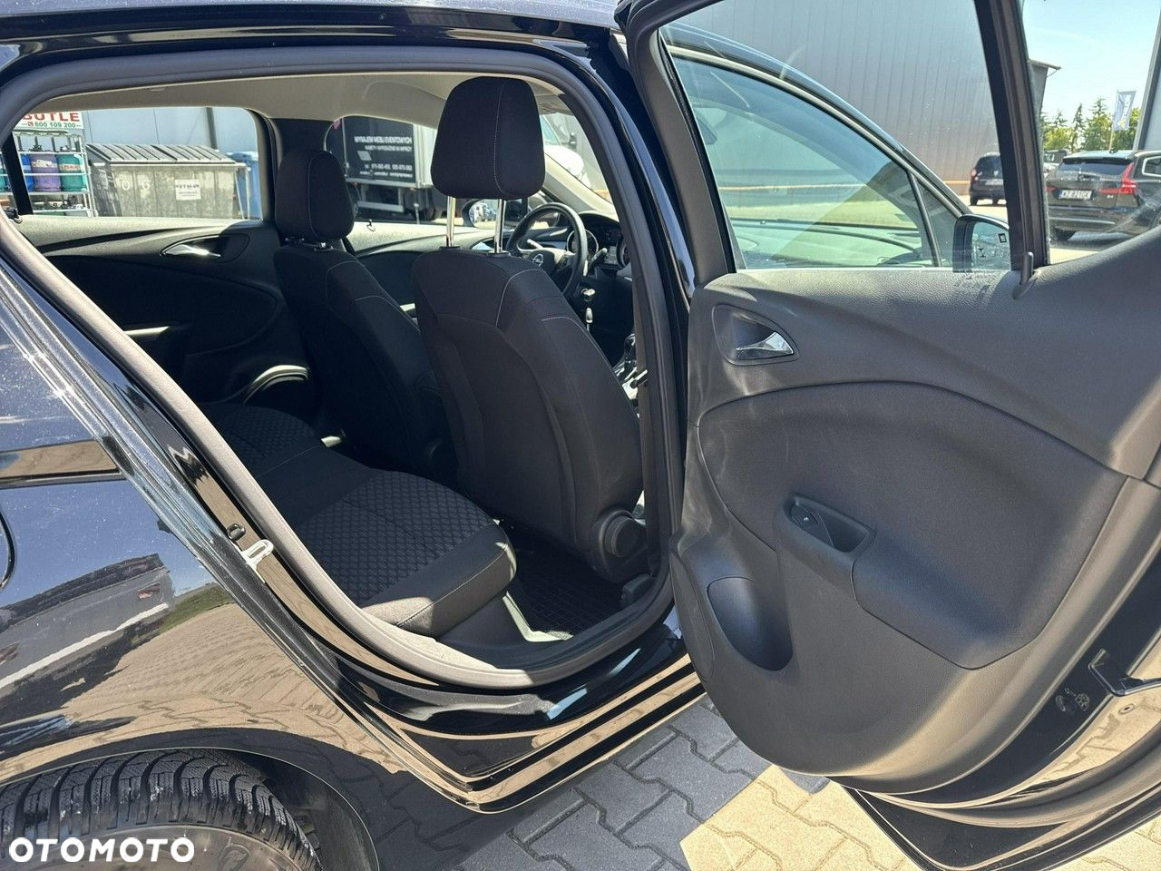 Opel Astra V 1.4 T Edition S&S - 17