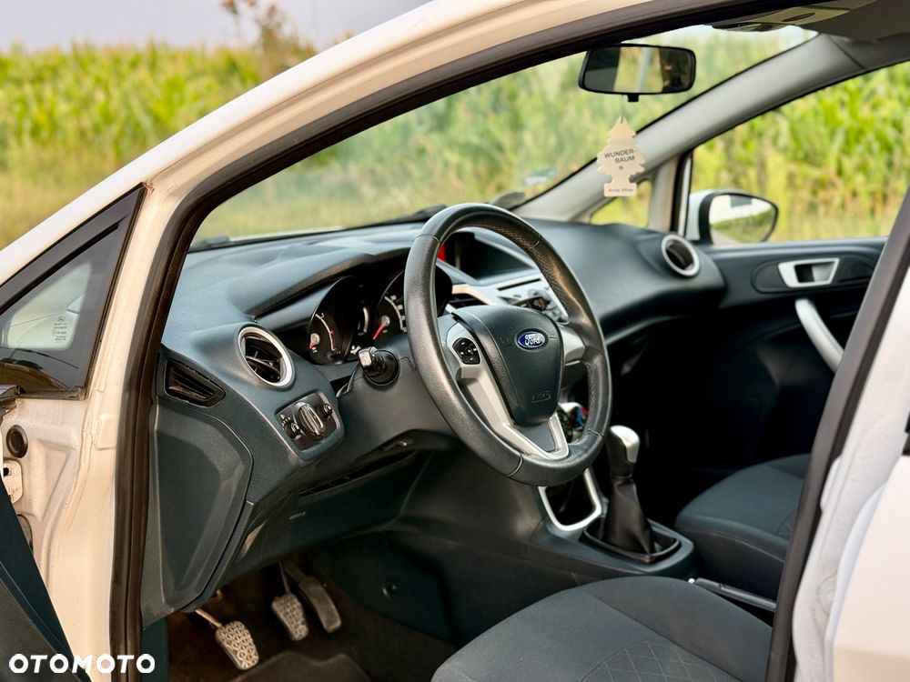 Ford Fiesta 1.25 Champions Edition - 13