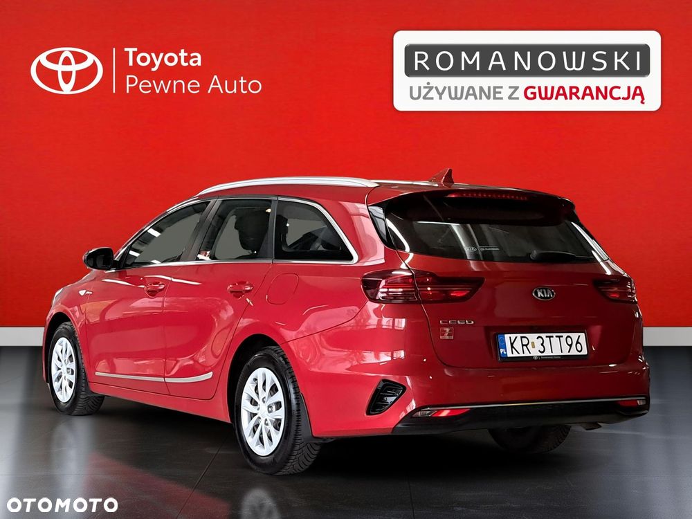 Kia Ceed - 8