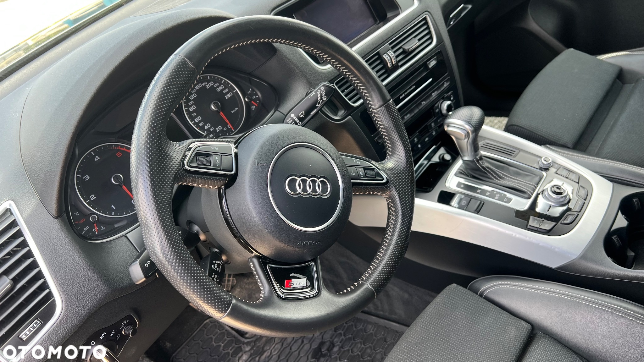 Audi Q5 2.0 TDI quattro S tronic sport - 26