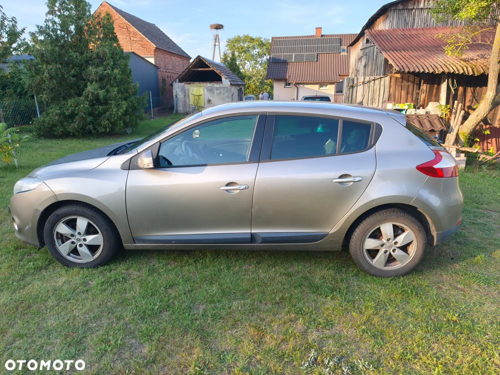 Renault Megane 1.6 16V Color Edition - 3
