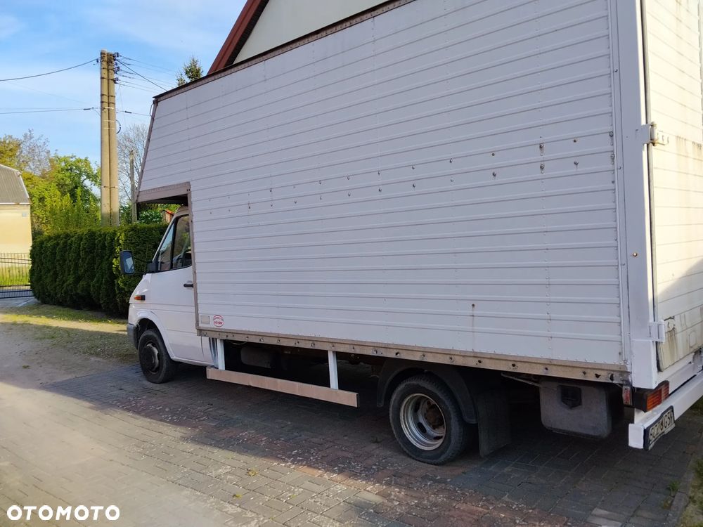 Mercedes-Benz Sprinter 413 - 7