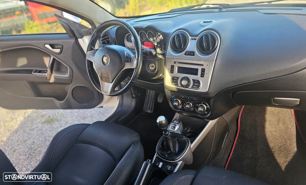 Alfa Romeo MiTo 1.4 MultiAir Distinctive - 10
