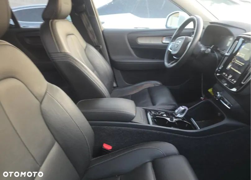 Volvo XC 40 T5 AWD Inscription - 9