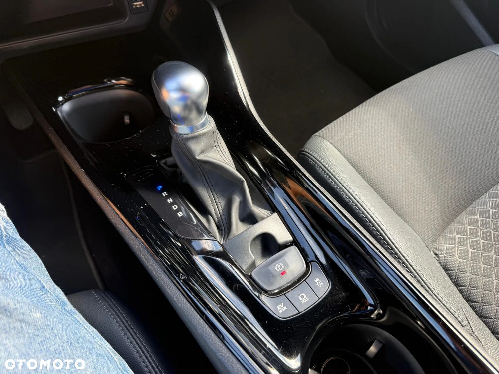 Toyota C-HR Style Selection - 13