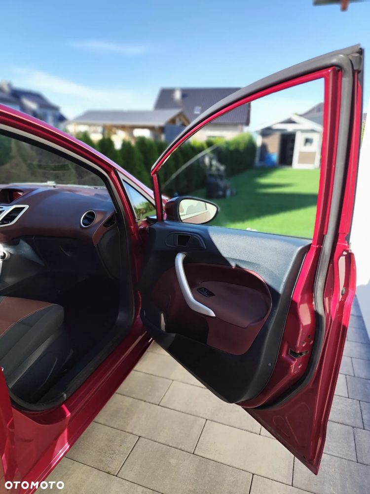 Ford Fiesta - 17
